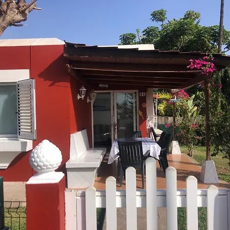 Los Tunos Campo Internacional בית נופש