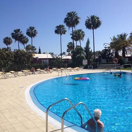 Los Tunos Campo Internacional Holiday home *